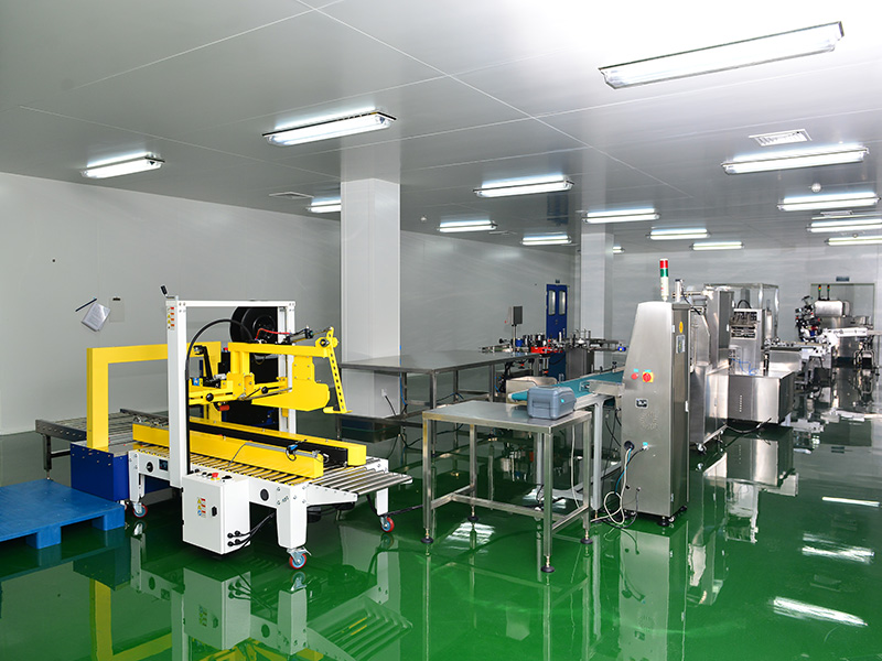 最终灭菌巨细容量非静脉注射剂及口服溶液剂车间：外包装线 